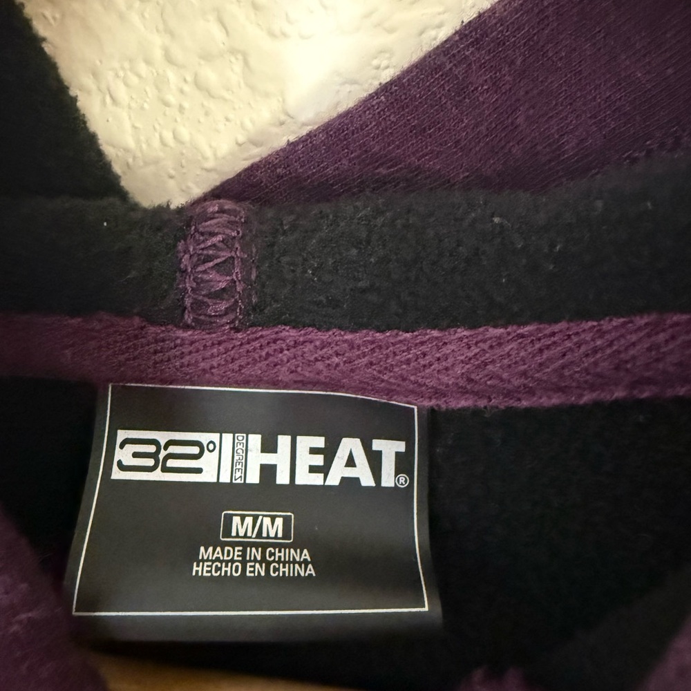 32 Degrees jogger set.
Deep Purple Sweat Suit (Hoodie & Joggers) - Picture 3 of 6